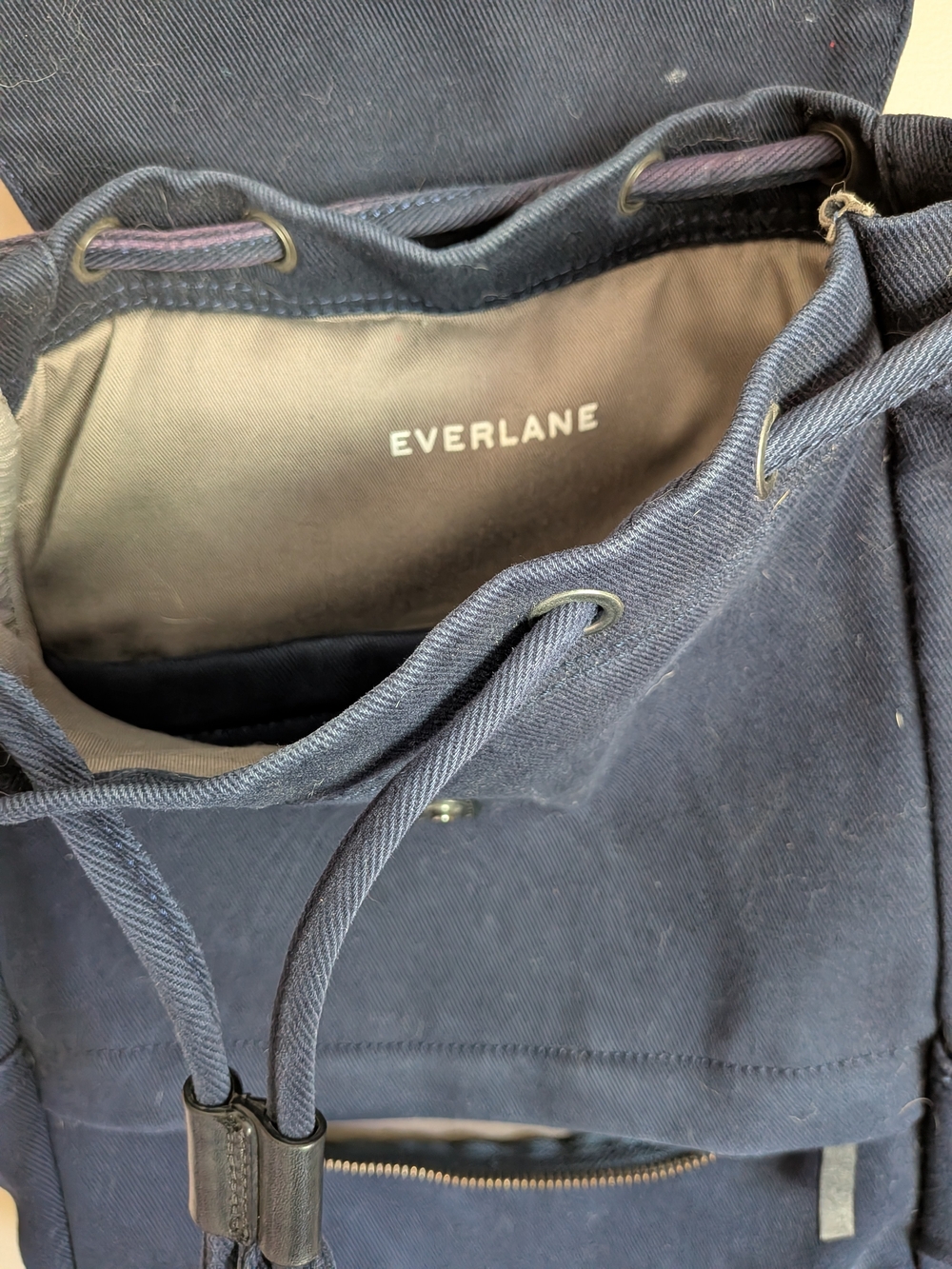 Everlane Navy Canvas Drawstring Backpack - Picture 2 of 3